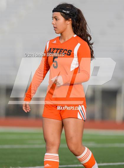 Thumbnail 1 in Corona del Sol vs. Red Mountain (Coyote Classic Tournament) photogallery.