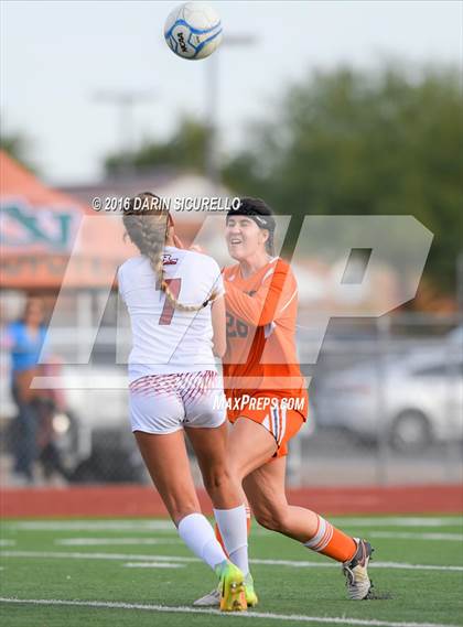 Thumbnail 1 in Corona del Sol vs. Red Mountain (Coyote Classic Tournament) photogallery.