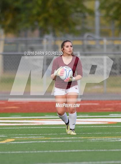Thumbnail 1 in Corona del Sol vs. Red Mountain (Coyote Classic Tournament) photogallery.