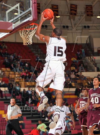 Thumbnail 2 in Sunrise Christian Academy vs. Lewisville (Fantasy of Lights) photogallery.
