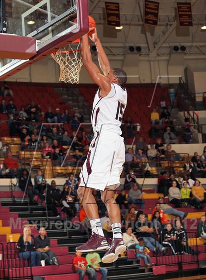 Thumbnail 1 in Sunrise Christian Academy vs. Lewisville (Fantasy of Lights) photogallery.