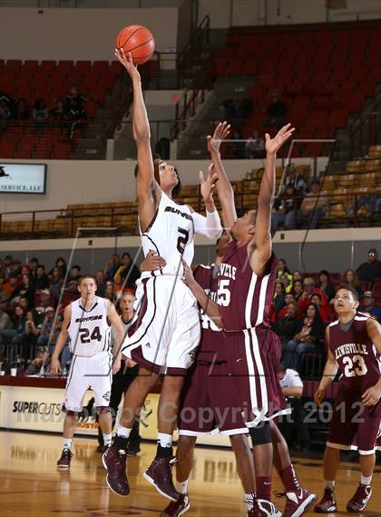 Thumbnail 2 in Sunrise Christian Academy vs. Lewisville (Fantasy of Lights) photogallery.