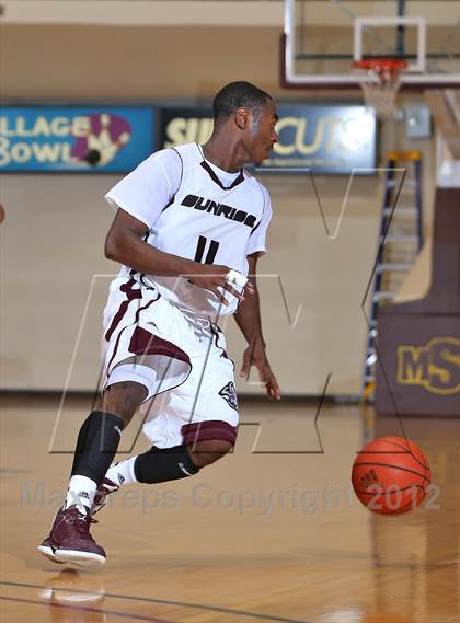 Thumbnail 3 in Sunrise Christian Academy vs. Lewisville (Fantasy of Lights) photogallery.