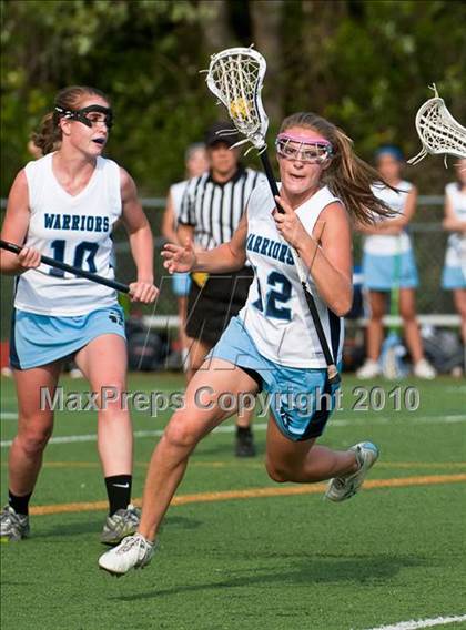 Thumbnail 3 in Duxbury vs. Medfield (MIAA Division 2 South Quarterfinal) photogallery.