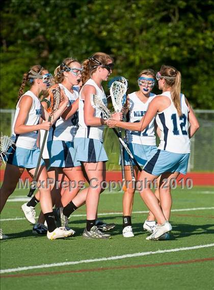 Thumbnail 3 in Duxbury vs. Medfield (MIAA Division 2 South Quarterfinal) photogallery.