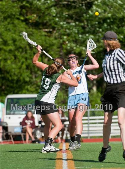 Thumbnail 2 in Duxbury vs. Medfield (MIAA Division 2 South Quarterfinal) photogallery.