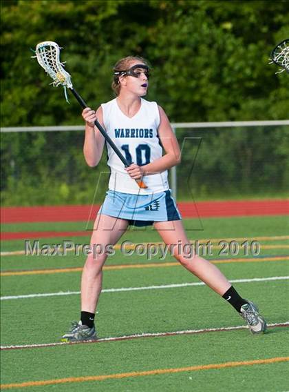 Thumbnail 1 in Duxbury vs. Medfield (MIAA Division 2 South Quarterfinal) photogallery.