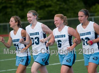 Thumbnail 2 in Duxbury vs. Medfield (MIAA Division 2 South Quarterfinal) photogallery.