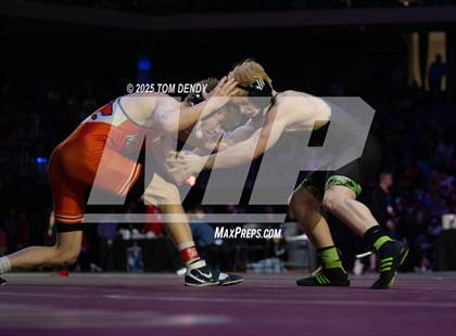 Thumbnail 2 in UIL Wrestling 5A Finals (106 lb - 138 lb) photogallery.