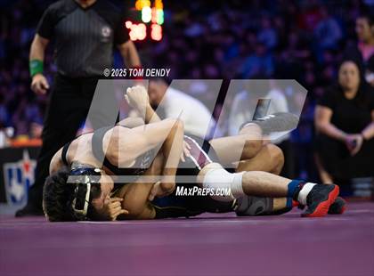 Thumbnail 2 in UIL Wrestling 5A Finals (106 lb - 138 lb) photogallery.