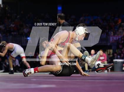 Thumbnail 2 in UIL Wrestling 5A Finals (106 lb - 138 lb) photogallery.