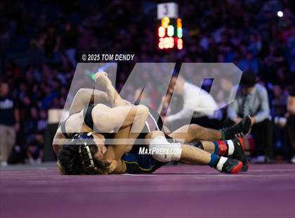 Thumbnail 3 in UIL Wrestling 5A Finals (106 lb - 138 lb) photogallery.