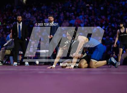 Thumbnail 2 in UIL Wrestling 5A Finals (106 lb - 138 lb) photogallery.