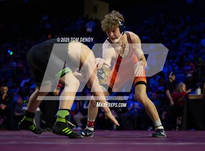 Thumbnail 3 in UIL Wrestling 5A Finals (106 lb - 138 lb) photogallery.