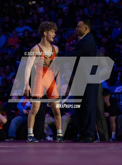 Thumbnail 2 in UIL Wrestling 5A Finals (106 lb - 138 lb) photogallery.
