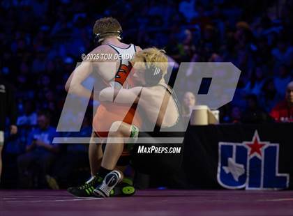 Thumbnail 3 in UIL Wrestling 5A Finals (106 lb - 138 lb) photogallery.