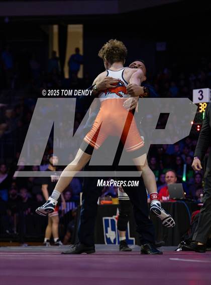 Thumbnail 2 in UIL Wrestling 5A Finals (106 lb - 138 lb) photogallery.