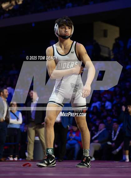 Thumbnail 3 in UIL Wrestling 5A Finals (106 lb - 138 lb) photogallery.