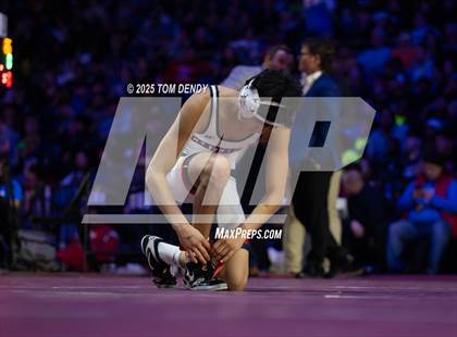 Thumbnail 1 in UIL Wrestling 5A Finals (106 lb - 138 lb) photogallery.