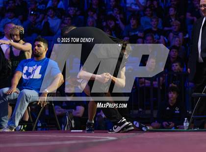 Thumbnail 2 in UIL Wrestling 5A Finals (106 lb - 138 lb) photogallery.