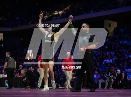Thumbnail 2 in UIL Wrestling 5A Finals (106 lb - 138 lb) photogallery.