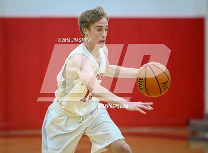 Thumbnail 3 in Goddard vs. Albuquerque Academy (Albuquerque Academy Joe Armijo Basketball Classic) photogallery.