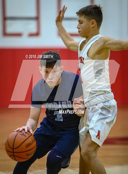 Thumbnail 2 in Goddard vs. Albuquerque Academy (Albuquerque Academy Joe Armijo Basketball Classic) photogallery.