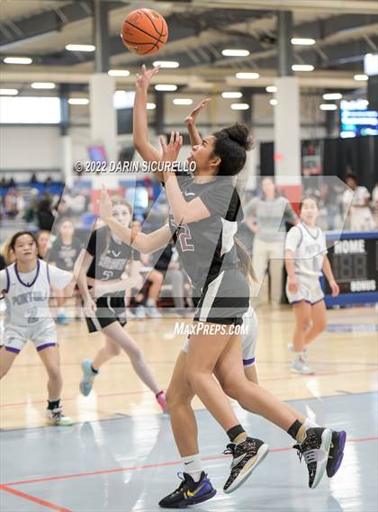 Thumbnail 3 in Faith Lutheran vs Portola (NIKE Tournament of Champions) photogallery.