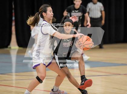 Thumbnail 1 in Faith Lutheran vs Portola (NIKE Tournament of Champions) photogallery.