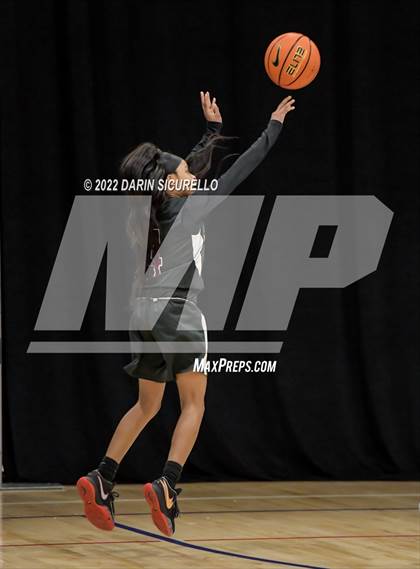 Thumbnail 2 in Faith Lutheran vs Portola (NIKE Tournament of Champions) photogallery.