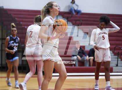Thumbnail 1 in Bishop Kenny vs Ribault (FHSAA 4A Round 1) photogallery.