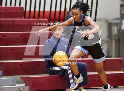 Thumbnail 3 in Bishop Kenny vs Ribault (FHSAA 4A Round 1) photogallery.