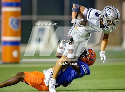 Thumbnail 1 in Grand Oaks vs College Park photogallery.
