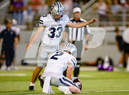 Thumbnail 2 in Grand Oaks vs College Park photogallery.