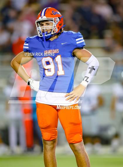 Thumbnail 2 in Grand Oaks vs College Park photogallery.