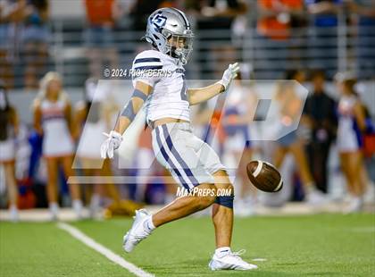 Thumbnail 1 in Grand Oaks vs College Park photogallery.