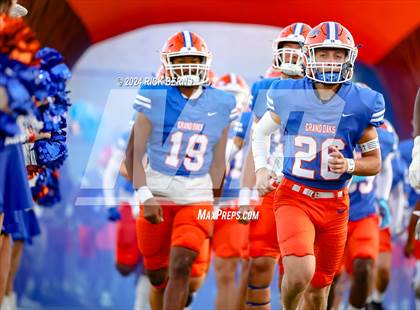Thumbnail 2 in Grand Oaks vs College Park photogallery.