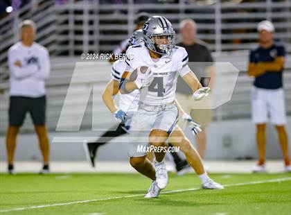 Thumbnail 2 in Grand Oaks vs College Park photogallery.