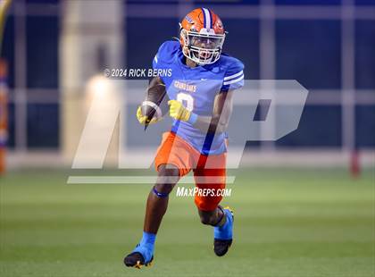 Thumbnail 2 in Grand Oaks vs College Park photogallery.