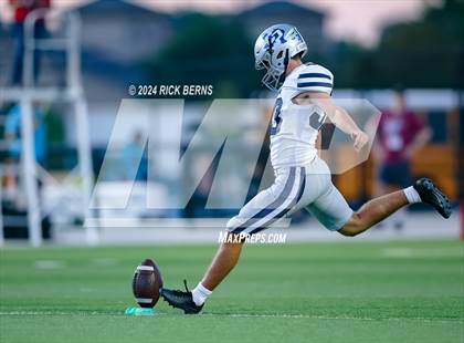Thumbnail 1 in Grand Oaks vs College Park photogallery.