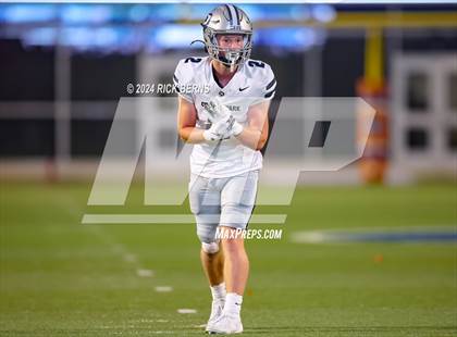 Thumbnail 1 in Grand Oaks vs College Park photogallery.