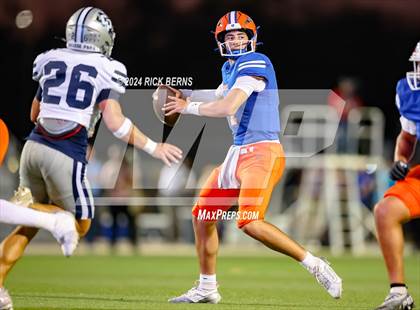 Thumbnail 3 in Grand Oaks vs College Park photogallery.