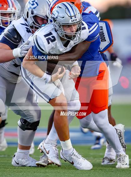 Thumbnail 3 in Grand Oaks vs College Park photogallery.