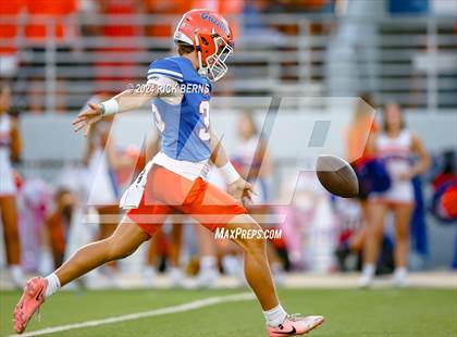 Thumbnail 3 in Grand Oaks vs College Park photogallery.
