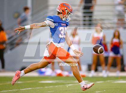 Thumbnail 2 in Grand Oaks vs College Park photogallery.