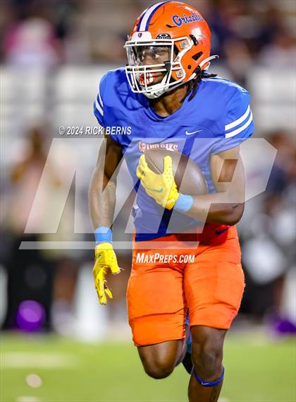 Thumbnail 3 in Grand Oaks vs College Park photogallery.