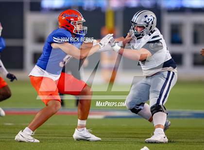 Thumbnail 2 in Grand Oaks vs College Park photogallery.