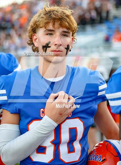 Thumbnail 2 in Grand Oaks vs College Park photogallery.