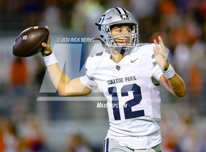 Thumbnail 1 in Grand Oaks vs College Park photogallery.
