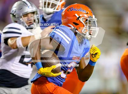 Thumbnail 2 in Grand Oaks vs College Park photogallery.